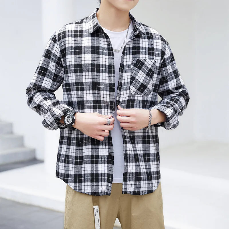 Camisa de diseño de bolsillo de manga larga para hombre Personalidad de la moda Lattice All-match Transpirable Pequeño Fresco Estudiante Casual Top de cárdigan